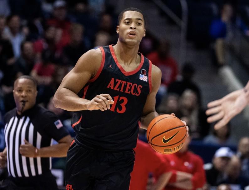 雷速直播-第八外援来了，辽宁本钢传闻外援杰登-勒迪已乘机抵达沈阳